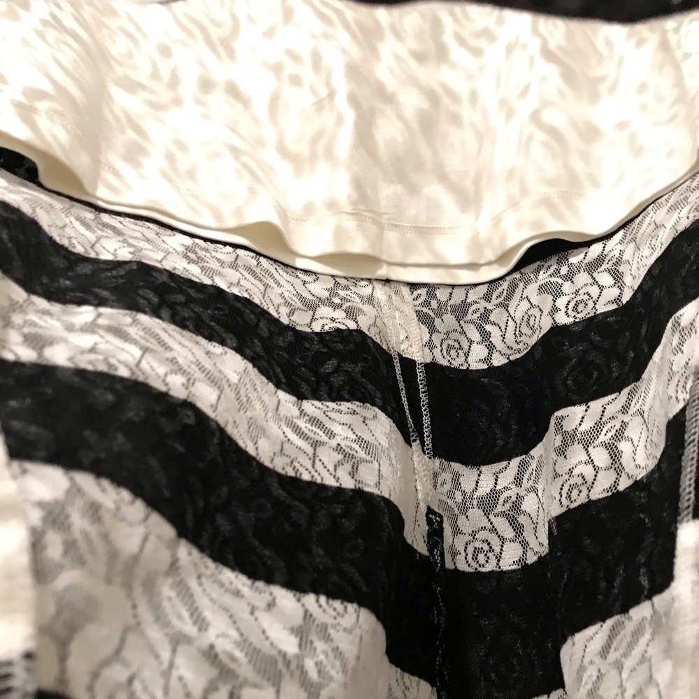 Express Black and White Lace Striped Pencil Skirt - Picture 8 of 10